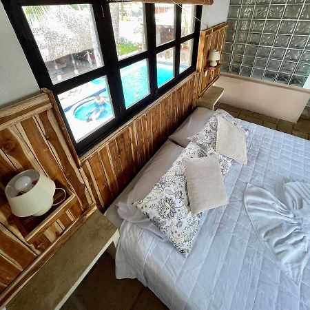 Johnnys Place Hotel Monterrico Dış mekan fotoğraf